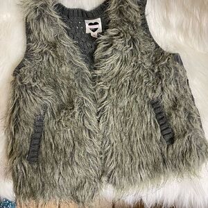 Furry vest for a Little Girl Size M